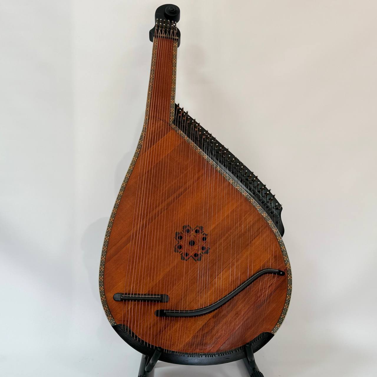 Бандура чернігівська повнорозмірна з орнаментом 0